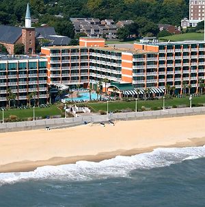Holiday Inn & Suites Virginia Beach - North Beach Exterior photo