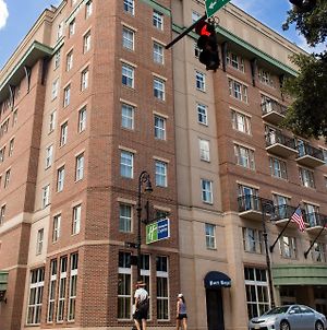 Holiday Inn Express Savannah - Historic District, An Ihg Hotel Exterior photo