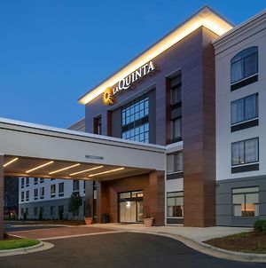 La Quinta Inn & Suites By Wyndham Raleigh Downtown North Ρόλι Exterior photo