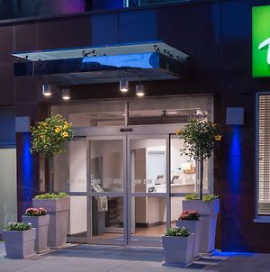 Holiday Inn Express Times Square Νέα Υόρκη Exterior photo