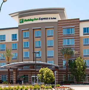 Holiday Inn Express & Suites Anaheim Resort Area, An Ihg Hotel Exterior photo