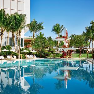 The Miami Beach Edition Ξενοδοχείο Exterior photo