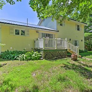 Cute Ellsworth Home With Deck, 16 Mi To Acadia! Exterior photo