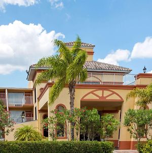 Howard Johnson By Wyndham Tropical Palms Kissimmee Ξενοδοχείο Exterior photo