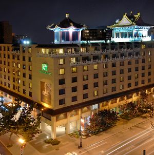Holiday Inn Montreal Centreville Downtown Μόντρεαλ Exterior photo