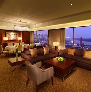 Hilton Nanjing Riverside Room photo