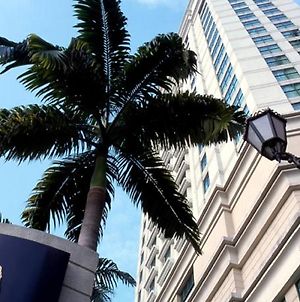The Ritz-Carlton, Kuala Lumpur Ξενοδοχείο Exterior photo