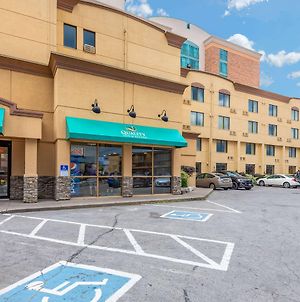 Quality Inn And Suites Καταρράκτες του Νιαγάρα Exterior photo