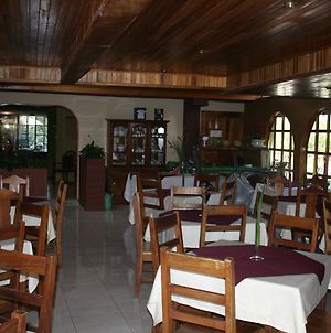Jardines De Monteverde Hotel Exterior photo