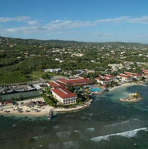 Holiday Inn Resort Montego Bay All Inclusive, An Ihg Hotel Μοντέγκο Μπέυ Exterior photo