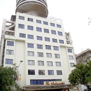 Ambassador Ξενοδοχείο Βομβάη Exterior photo
