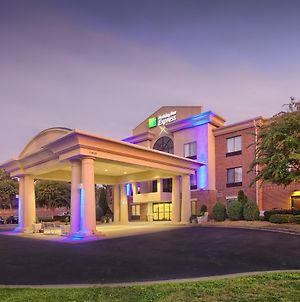 Holiday Inn Express & Suites Raleigh North - Wake Forest Ρόλι Exterior photo