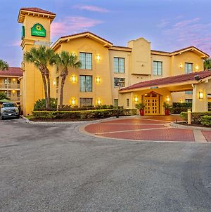 La Quinta Inn By Wyndham Orlando Airport West Exterior photo