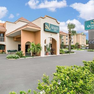 Quality Inn St. Augustine Outlet Mall Exterior photo