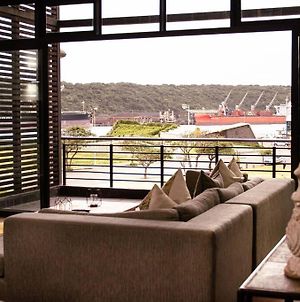 6 Sleeper Luxury Condo-Loft @ Point Waterfront Ντούρμπαν Exterior photo