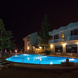 Hotel La Playa Blanca Santo Stefano di Camastra Exterior photo
