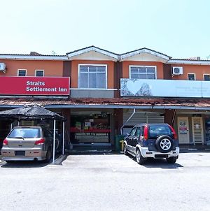Oyo 415 Straits Settlement Inn Malacca Exterior photo