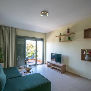 Eden Lily- Luxurious Apartment With Sea View Rhodes City Exterior photo