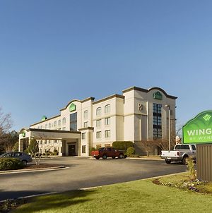 Wingate By Wyndham, Fayetteville Nc Exterior photo