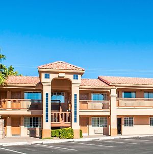 Quality Inn & Suites Las Cruces - University Area Exterior photo