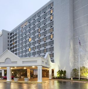 Doubletree By Hilton St. Louis At Westport Ξενοδοχείο Exterior photo
