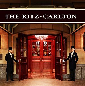The Ritz-Carlton, Osaka Ξενοδοχείο Exterior photo