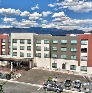 Holiday Inn Express & Suites Albuquerque East Exterior photo
