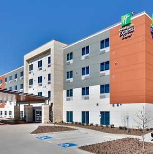 Holiday Inn Express And Suites Plano East Exterior photo