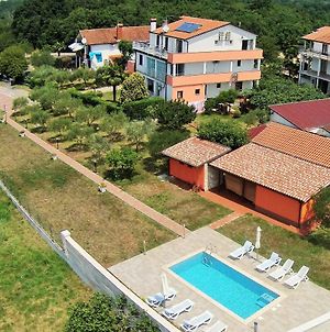 Apartments And Rooms With A Swimming Pool Babici, Umag - 3046 Exterior photo