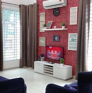 D'Zahra Home - 4 Rooms With Aircond Malacca Exterior photo