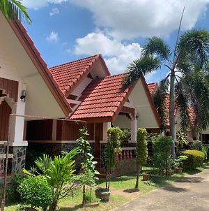 Bunraksa Resort Kamphaeng Phet Exterior photo