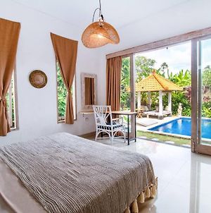 Charming 3 Bdr Villa With Private Pool In Canggu Dalung  Exterior photo