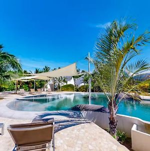 Magnificent Villas With Private Swimming Pool By The Beach Placencia Exterior photo