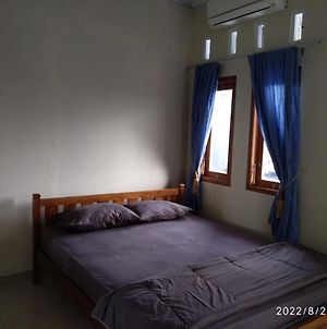 Bu Nowo Family And Pet Friendly Room Gondowulung Exterior photo