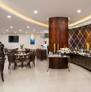Savoy Suites Hotel Apartments Ντουμπάι Exterior photo