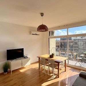 Bright And Modern 4Bd With Terrace Near Arc De Triomf Διαμέρισμα Βαρκελώνη Exterior photo