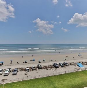 Beautiful Direct Ocean Front Condo - Just Steps From Flagler Avenue New Smyrna Beach Exterior photo