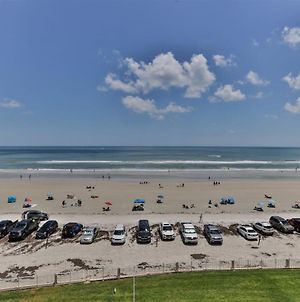 Recently Remodeled Direct Ocean Front Unit - Steps From Flagler Avenue Βίλα New Smyrna Beach Exterior photo