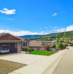 2 Bedroom Lake/Mountain View Near Shannon Lake Golf And Park West Kelowna Exterior photo