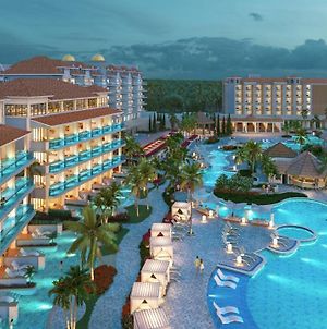 Sandals Dunns River All Inclusive Couples Only Ότσο Ρίος Exterior photo