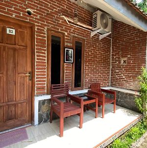 Pondok Kali Oedal Διαμέρισμα Mendut Exterior photo