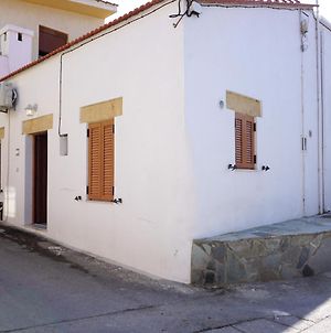 Alicia'S Traditional Home In Paradisi Παραδείσι Exterior photo