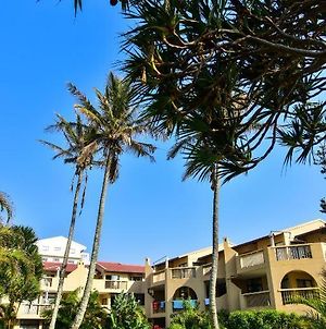 La Lucia Sands Beach Resort Ντούρμπαν Exterior photo