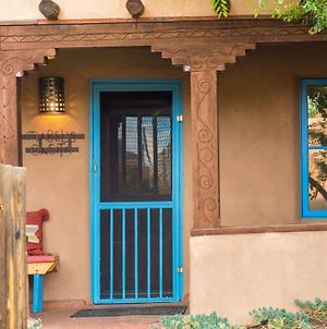 Visit Taos In Style Stay In A Casita With Real Adobe Clay Walls And Hot Tub Exterior photo