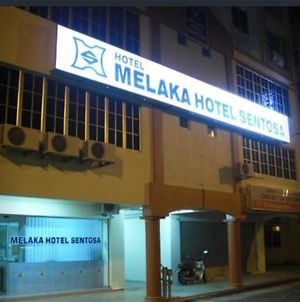 Melaka Hotel Sentosa Exterior photo