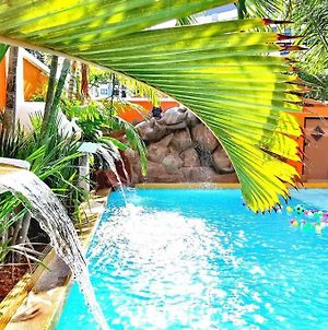 Goldland Luxury Pool Villa Pattaya Walking Street 8 Bedrooms Exterior photo