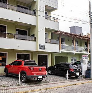 Residencial Elpidio Διαμέρισμα Bombinhas Exterior photo