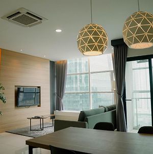 Suasana Lifestyle Suites By Keystone Τζόχορ Μπάχρου Exterior photo
