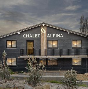 Chalet Alpina Ξενοδοχείο Jindabyne Exterior photo