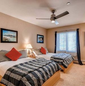 Room In The Heart Of Lions Head Walk To Ski Lifts 2 Queen Beds Vail Exterior photo